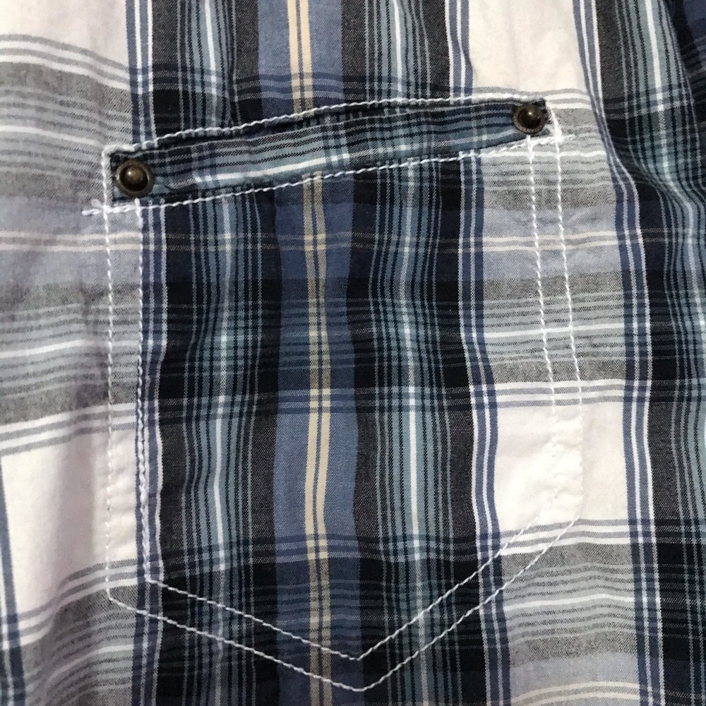 Western Style Button Up Shirt - Picture 3 of 6